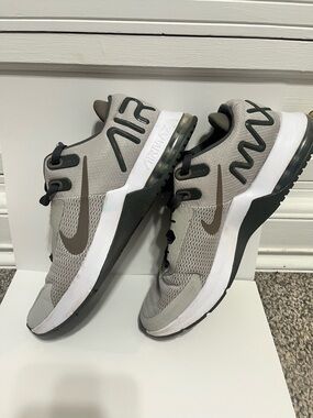 NIKE MENS AIR MAX ALPHA TRAINER 4 TRAINING SHOES CW3396 size 11